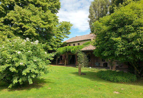 Villa Dorina: Autumn, Building Exterior, Garden, Outdoor, Spring, Summer, Winter