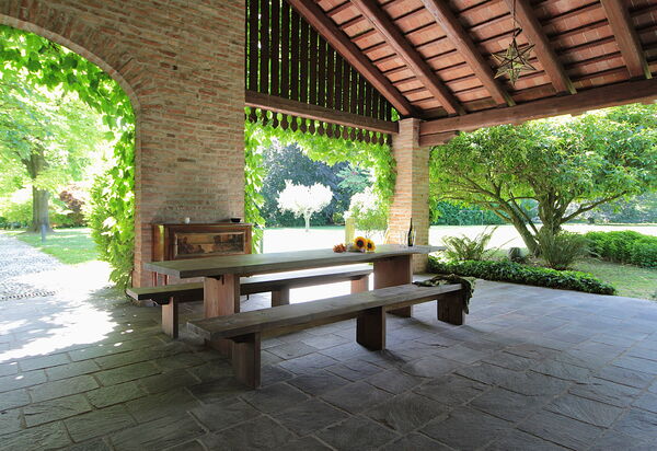Villa Dorina: Autumn, Garden, Spring, Summer