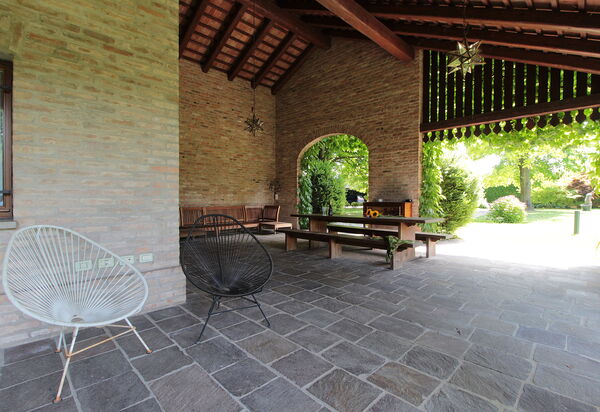 Villa Dorina: Autumn, Garden, Spring, Summer