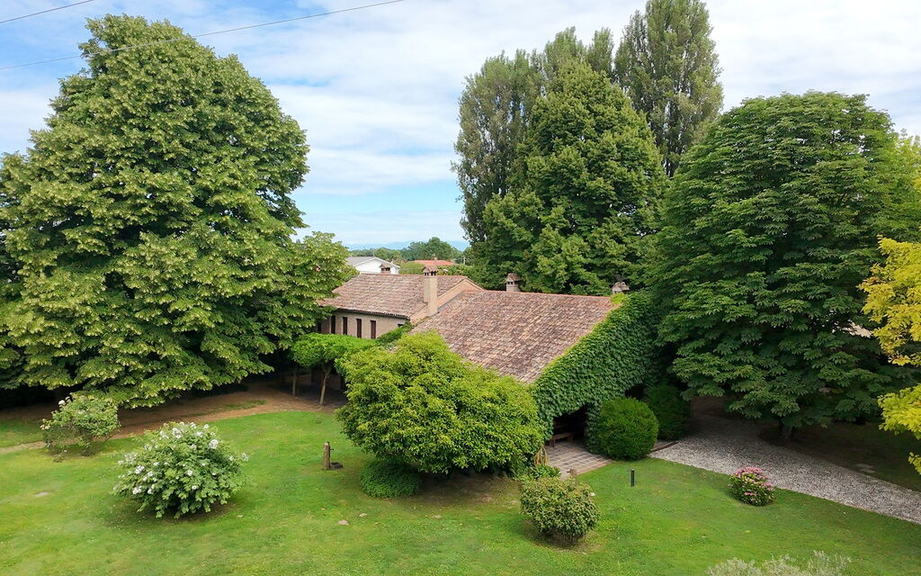 Villa Dorina: Autunno, Estate, Giardino, Primavera