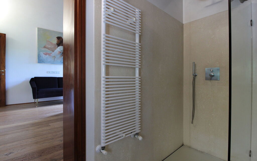Villa Dorina: Autunno, Bagno, Estate, Inverno, Primavera