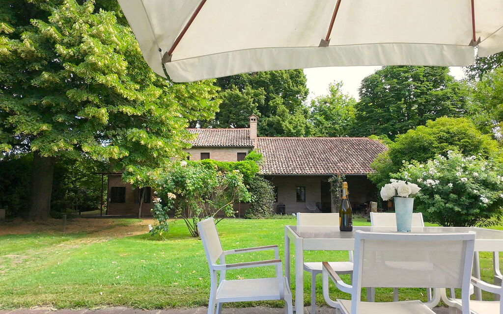 Villa Dorina: Autunno, Estate, Giardino, Primavera