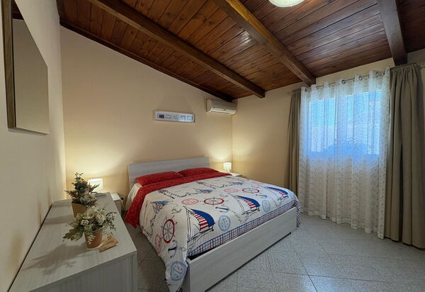 Villa Gloria: Autumn, Bedroom, Spring, Summer