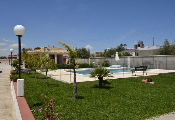 Villa Gloria: Autumn, Garden, Spring, Summer