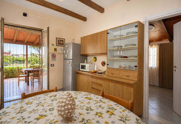Villa Gloria: Autumn, Kitchen, Spring, Summer