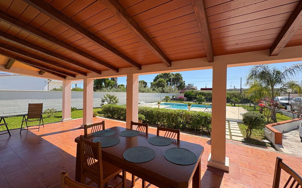 Villa Gloria: Autumn, Balcony / Terrace / Patio, Pool, Spring, Summer