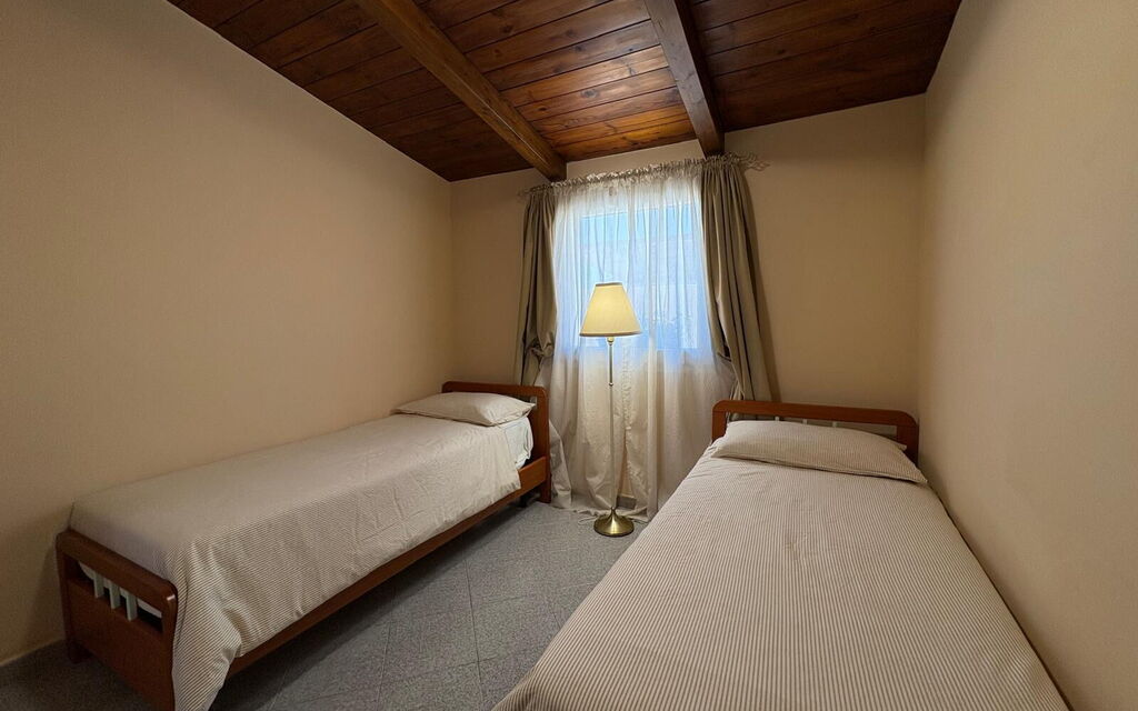 Villa Gloria: Autumn, Bedroom, Spring, Summer