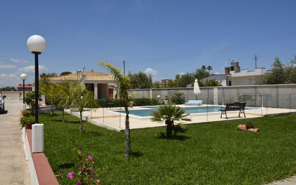 Villa Gloria: Autumn, Garden, Spring, Summer
