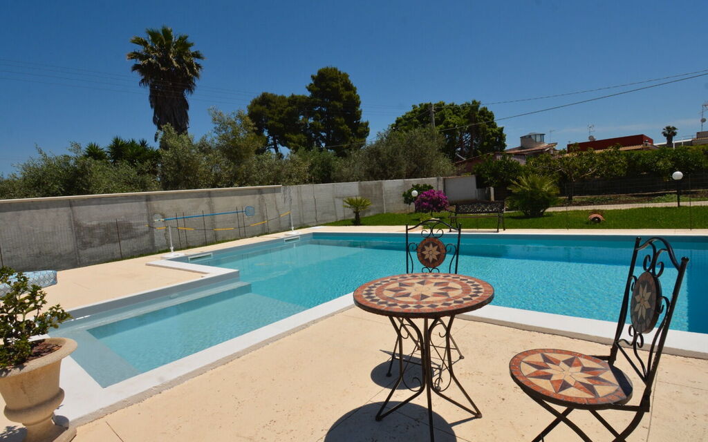 Villa Gloria: Autumn, Balcony / Terrace / Patio, Pool, Spring, Summer