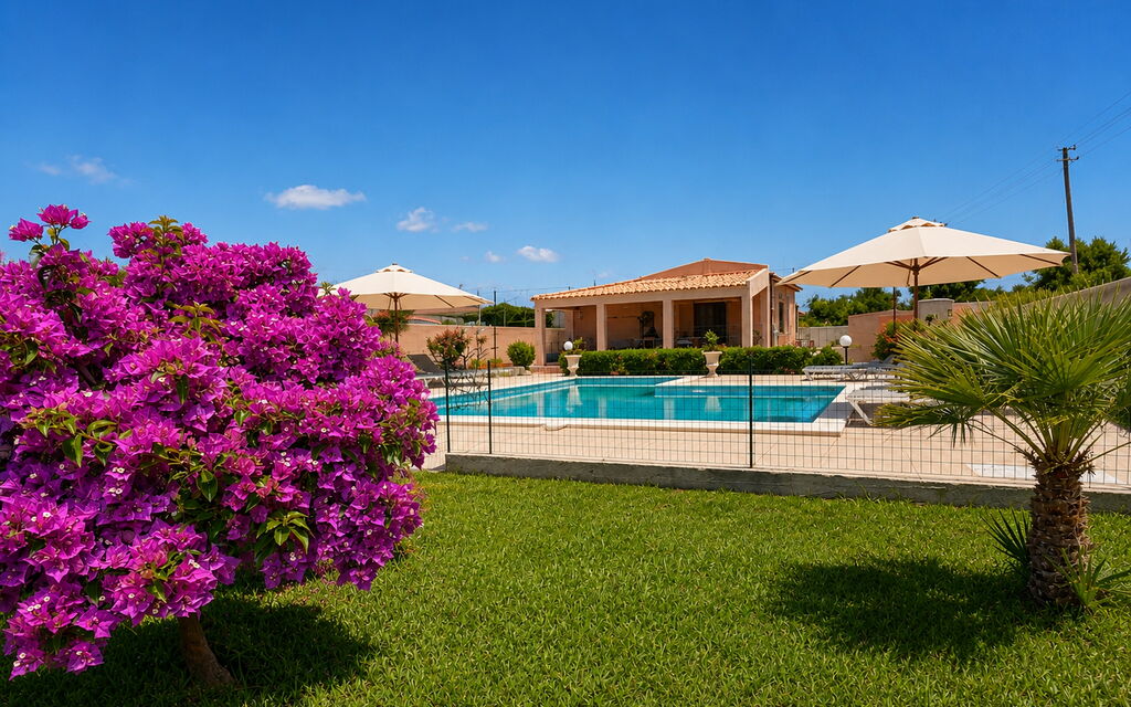 Villa Gloria: Autunno, Estate, Piscina, Primavera
