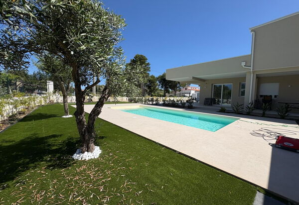 Villa Marzia - Augusta: Autumn, Balcony / Terrace / Patio, Garden, Pool, Spring, Summer