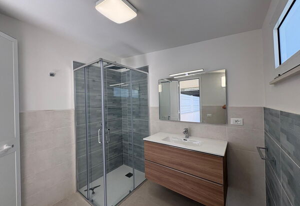 Villa Marzia - Augusta: Autumn, Bathroom, Spring, Summer