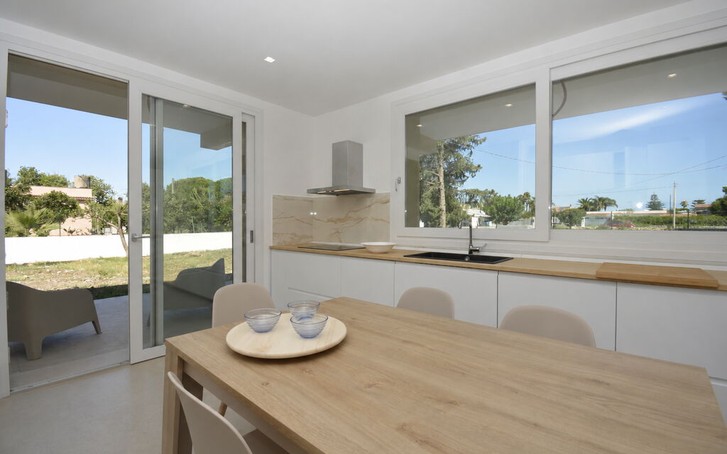 Villa Marzia - Augusta: Autumn, Kitchen, Spring, Summer