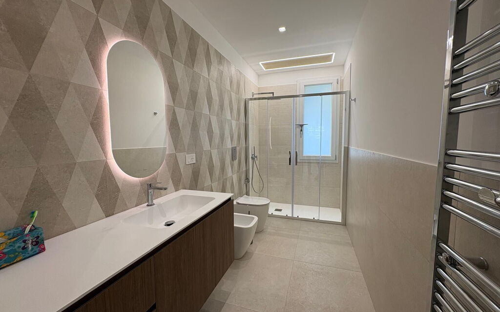 Villa Marzia - Augusta: Autumn, Bathroom, Spring, Summer
