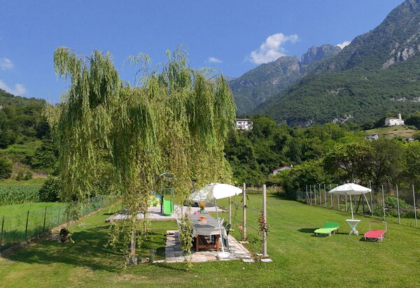 Casa Mis: Autumn, Garden, Spring, Summer