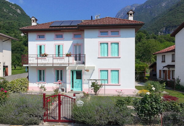 Casa Mis: Autumn, Garden, Spring, Summer