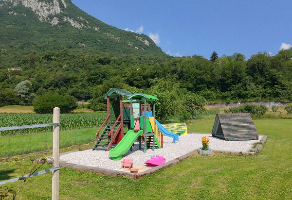 Casa Mis: Autumn, Garden, Spring, Summer