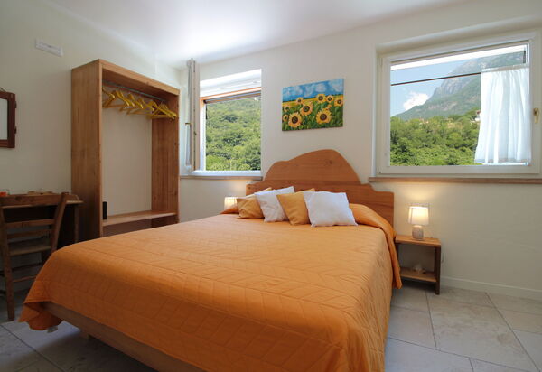 Casa Mis: Autumn, Bedroom, Spring, Summer