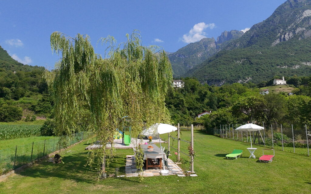 Casa Mis: Autunno, Estate, Giardino, Primavera