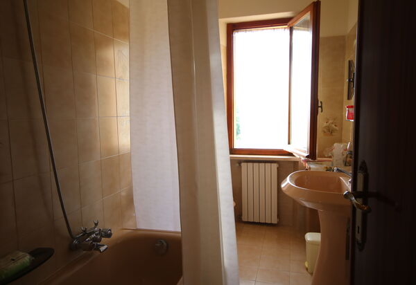 Il Paradiso tra Gli Ulivi: Autunno, Bagno, Estate, Inverno, Primavera