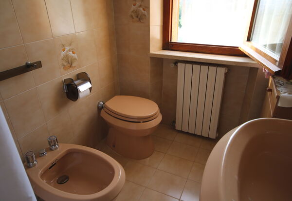 Il Paradiso tra Gli Ulivi: Autunno, Bagno, Estate, Inverno, Primavera
