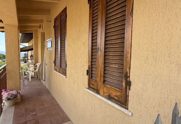 Il Paradiso tra Gli Ulivi: all'aperto, Autunno, Balcone / Terrazza / Patio, Entrata Principale, Estate, Esterni, Inverno, Primavera