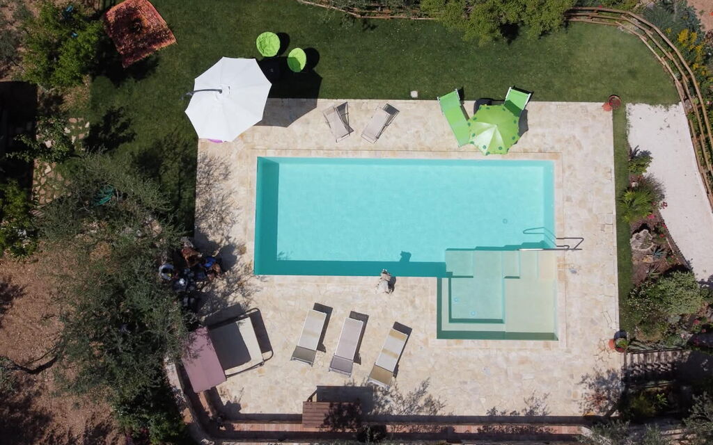 Il Paradiso tra Gli Ulivi: all'aperto, Autunno, Balcone / Terrazza / Patio, Estate, Esterni, Giardino, Inverno, Piscina, Primavera