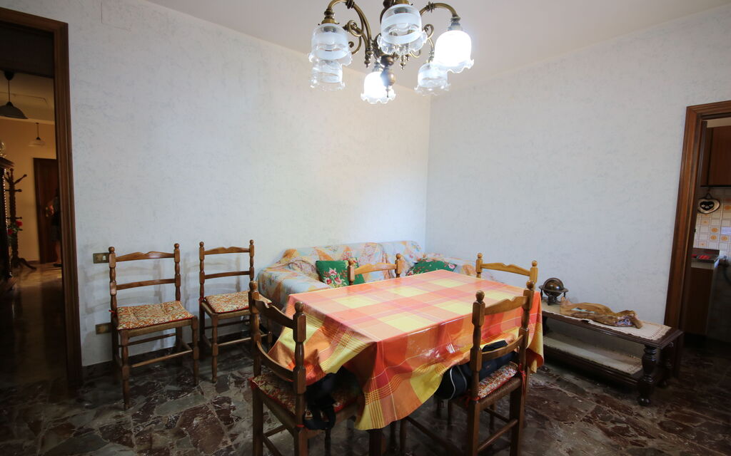 Il Paradiso tra Gli Ulivi: Autunno, Estate, Inverno, Primavera, Sala da pranzo