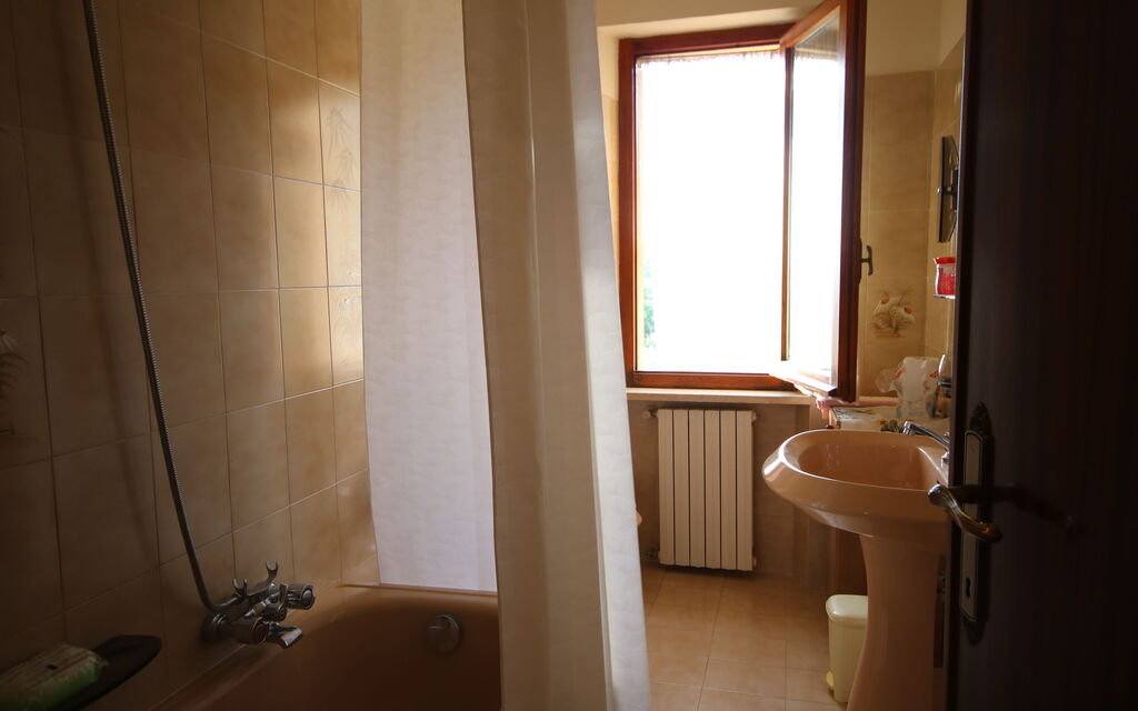 Il Paradiso tra Gli Ulivi: Autunno, Bagno, Estate, Inverno, Primavera