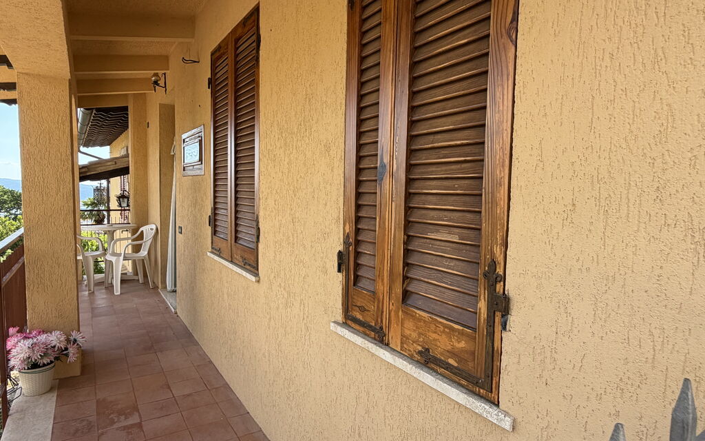 Il Paradiso tra Gli Ulivi: all'aperto, Autunno, Balcone / Terrazza / Patio, Entrata Principale, Estate, Esterni, Inverno, Primavera