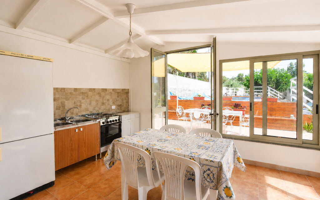 Le Vele della Contea: Autumn, Kitchen, Living Room, Spring, Summer
