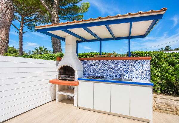 Villa Didymos: Autumn, Balcony / Terrace / Patio, Building Exterior, Spring, Summer