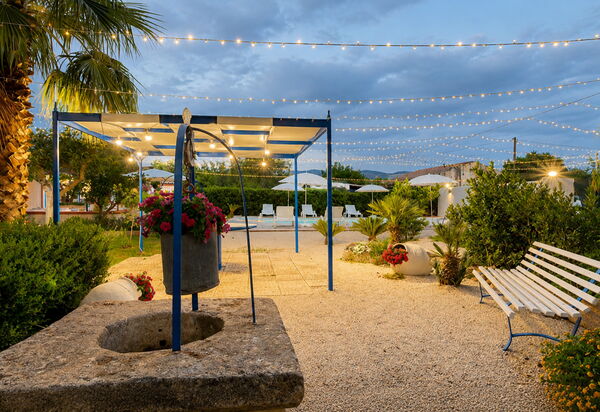 Villa Didymos: Autunno, Balcone / Terrazza / Patio, Estate, Giardino, Primavera