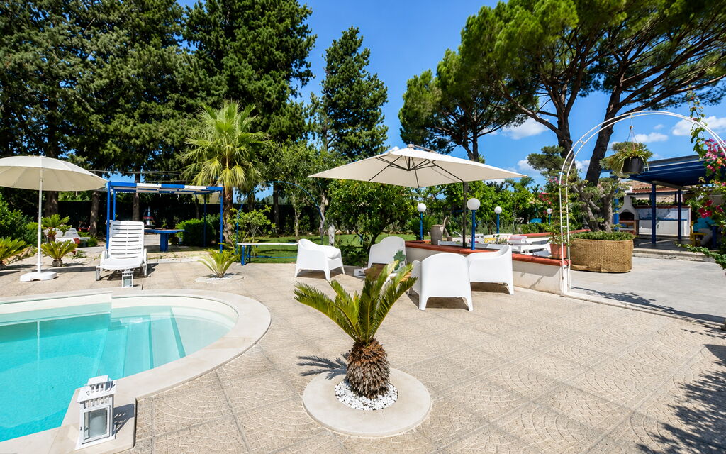 Villa Didymos: Autunno, Balcone / Terrazza / Patio, Estate, Piscina, Primavera