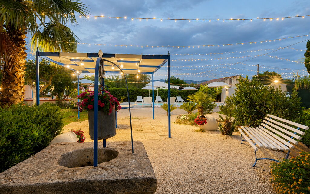 Villa Didymos: Autunno, Balcone / Terrazza / Patio, Estate, Giardino, Primavera
