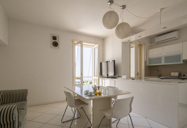 Villa Eva: Autumn, Kitchen, Spring, Summer
