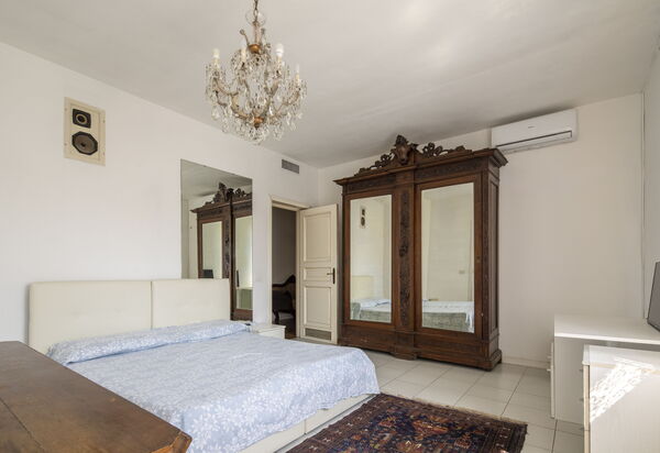 Villa Eva: Autumn, Bedroom, Spring, Summer