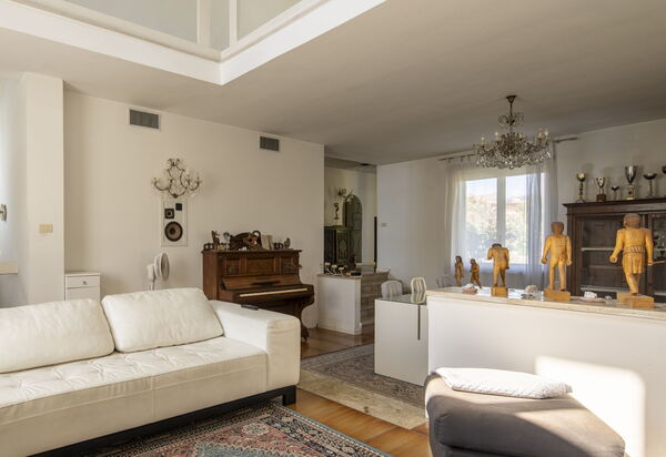 Villa Eva: Autumn, Living Room, Spring, Summer