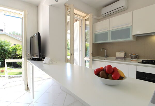 Villa Eva: Autumn, Kitchen, Spring, Summer