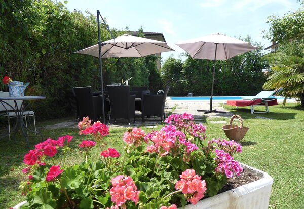 Villa Eva: Autumn, Garden, Spring, Summer