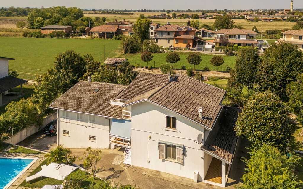 Villa Eva: Autumn, Scenic View, Spring, Summer