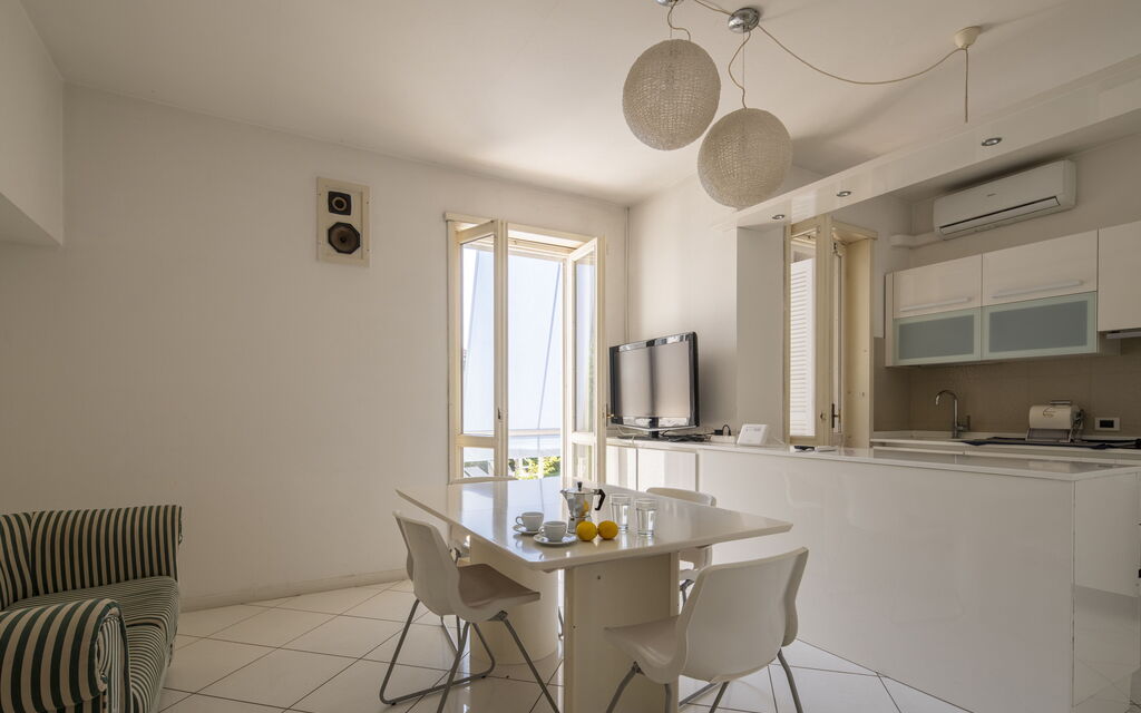 Villa Eva: Autumn, Kitchen, Spring, Summer