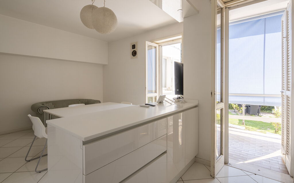 Villa Eva: Autumn, Kitchen, Spring, Summer