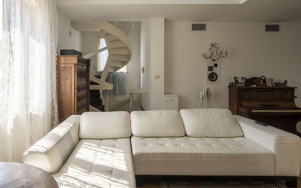 Villa Eva: Autumn, Living Room, Spring, Summer
