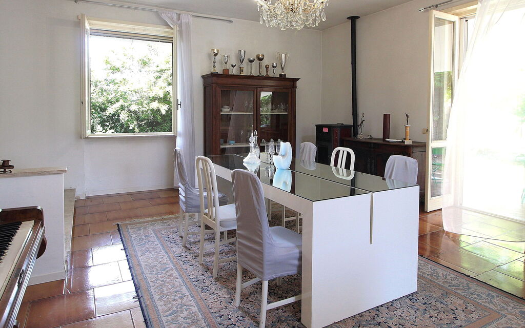 Villa Eva: Autunno, Estate, Primavera, Sala da pranzo