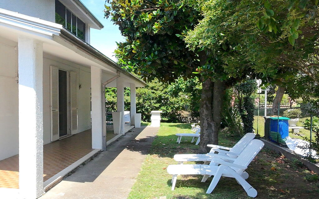 Villa Eva: Autunno, Estate, Giardino, Primavera