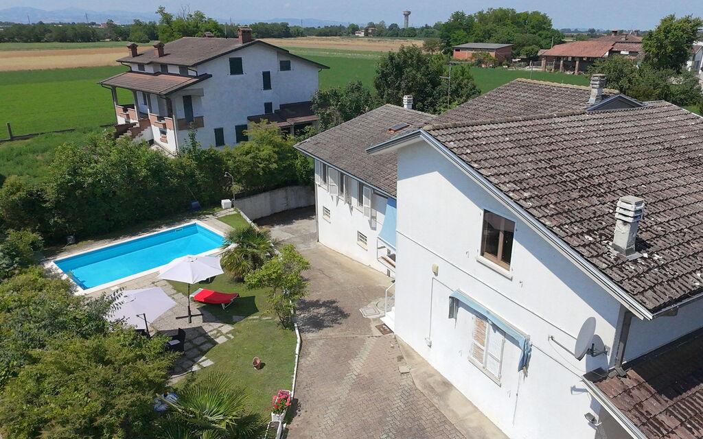 Villa Eva: Autunno, Estate, Giardino, Primavera