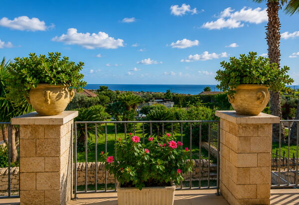Villa Don Pino: Autumn, Building Exterior, Spring, Summer