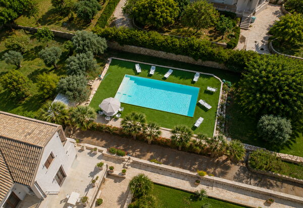 Villa Don Pino: Autumn, Building Exterior, Spring, Summer