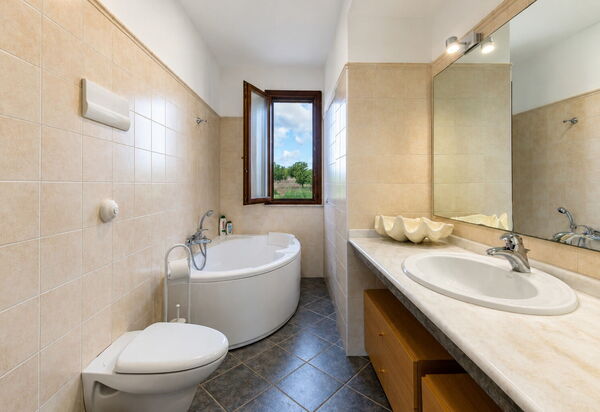 Villa Don Pino: Autunno, Bagno, Estate, Primavera